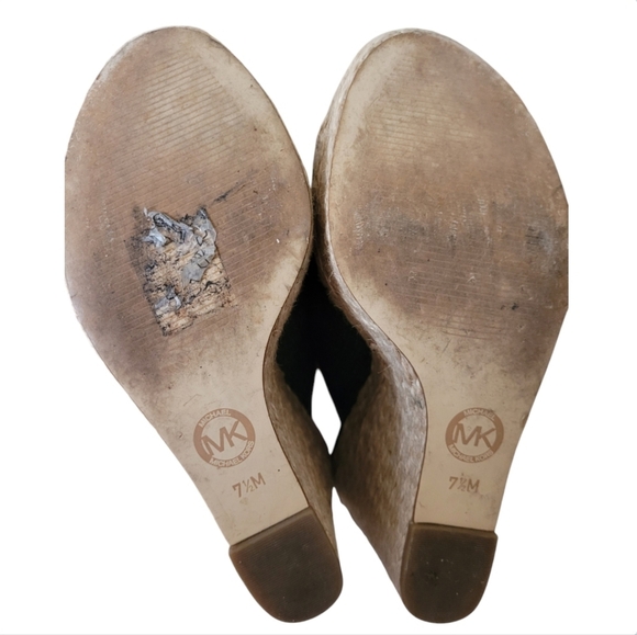 Michael Kors Hastings Mule Blue Fabric Peep Toe Wedge Size 7.5 - Picture 9 of 9